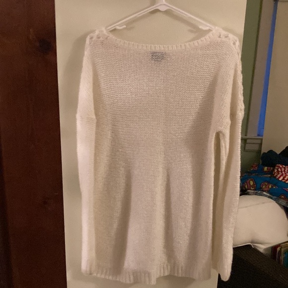 ⭒ white rue21 sweater - Picture 4 of 7